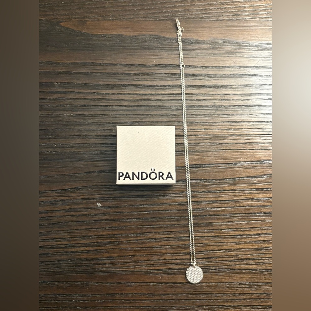 NEW Pandora Timeless Silver Pave Round Pendant Necklace.